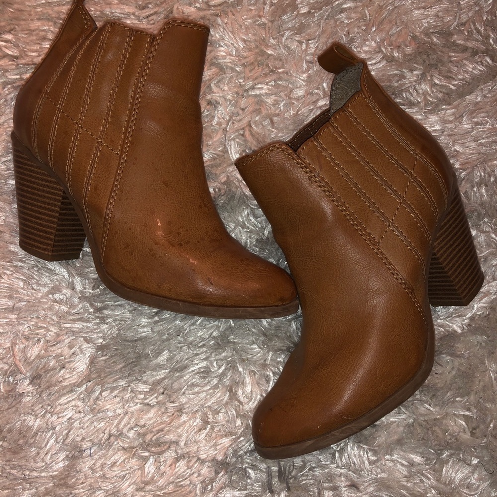 Francesca’s boots